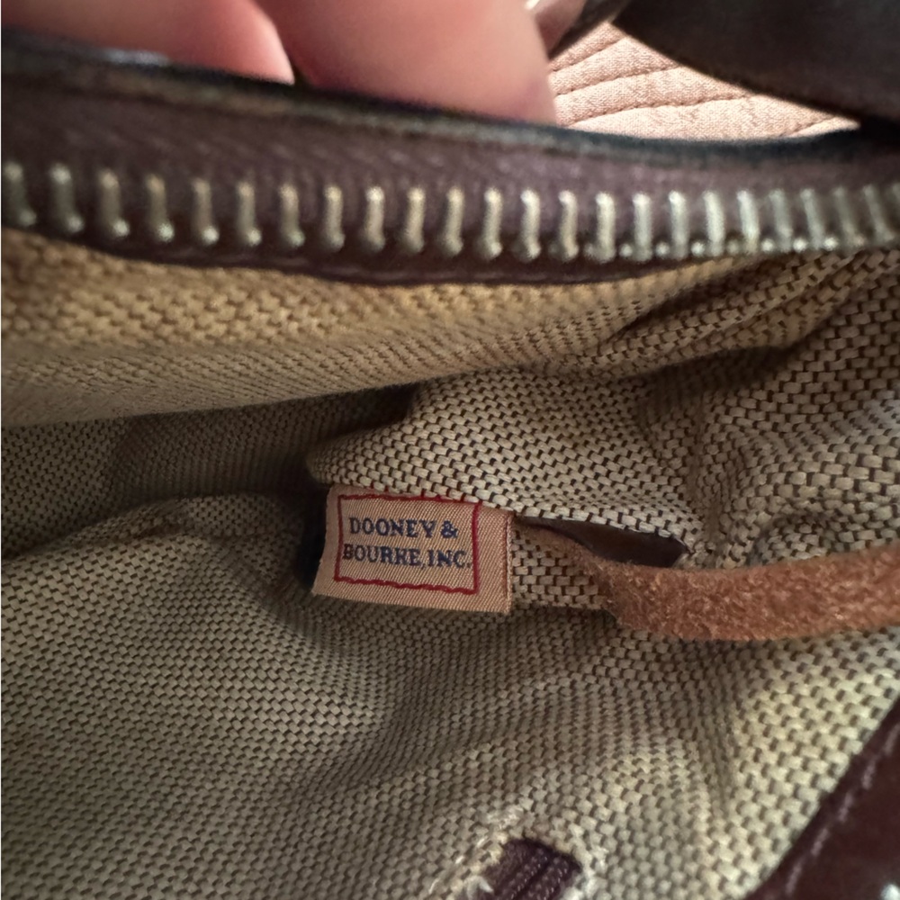 Dooney And Bourke Croc Embossed Hobo Shoulder - Picture 13 of 15